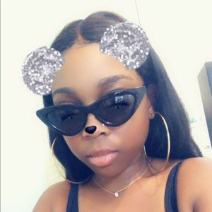 Meet your Posher, Teka